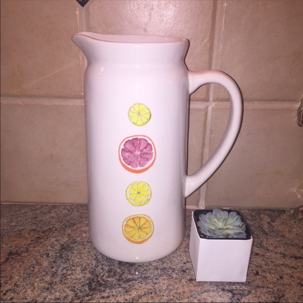 Rae Dunn: lemonade picture 🍋 - Picture 3 of 3